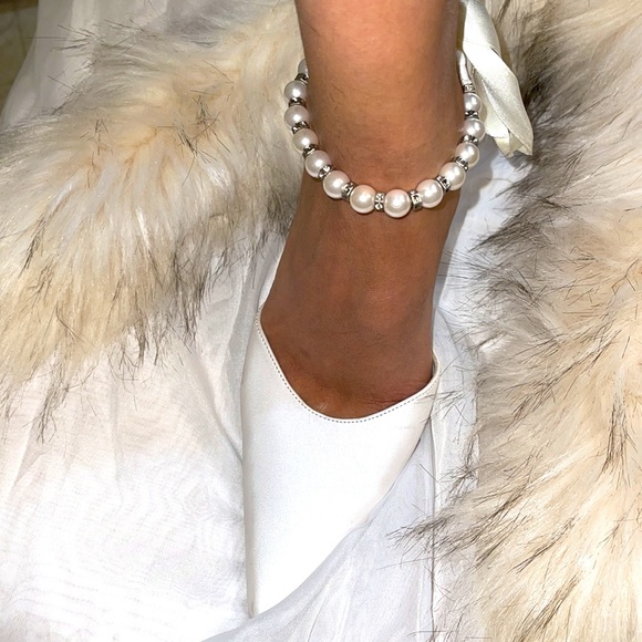 💥3 Inch White Gorgeous Ladies Heels 👠 - Picture 8 of 9